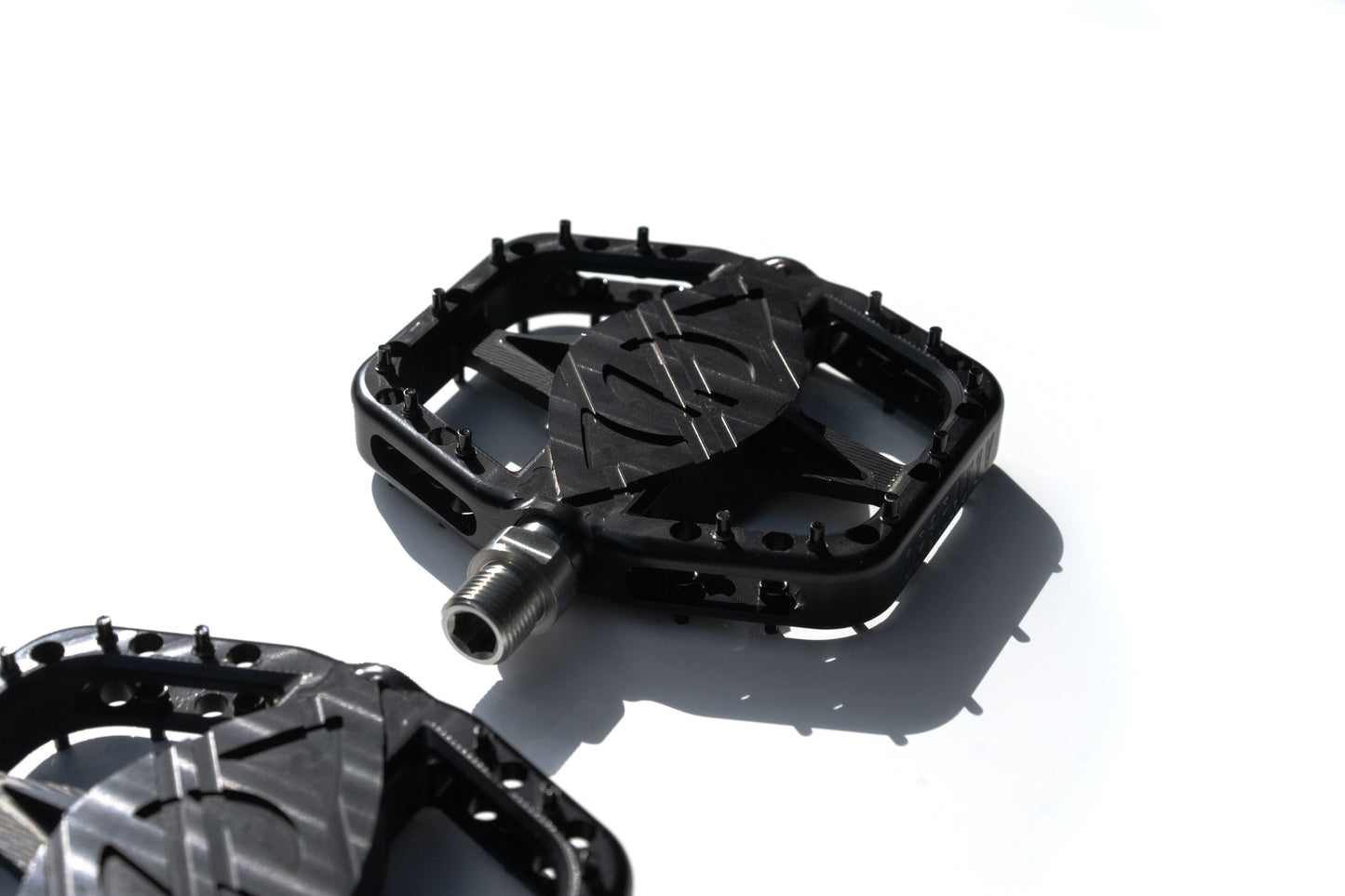 GR1 PEDAL [BLACK]