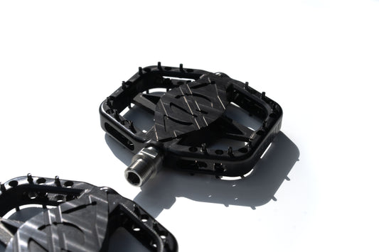 GR1 PEDAL [BLACK]